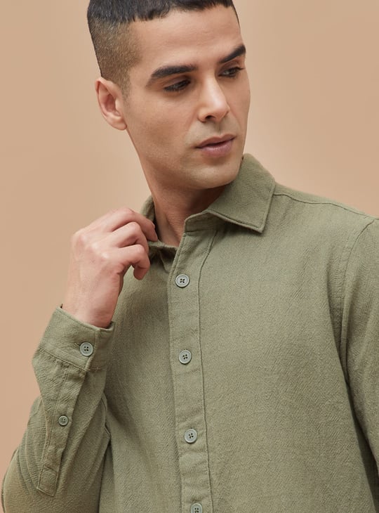CODE UNWIND Textured Regular Fit Shirt