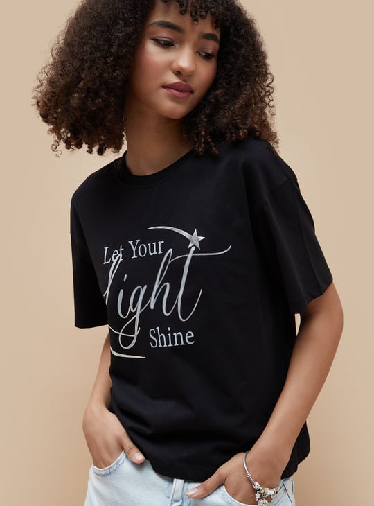 FAME FOREVER Graphic Print T-shirt
