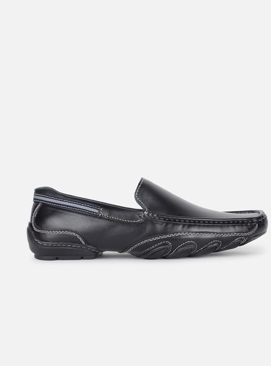 BATA Solid Loafers