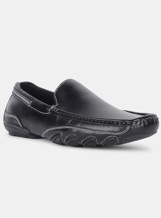 BATA Solid Loafers