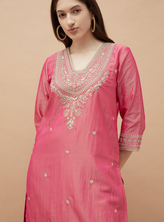 MELANGE Embroidered Kurta Set