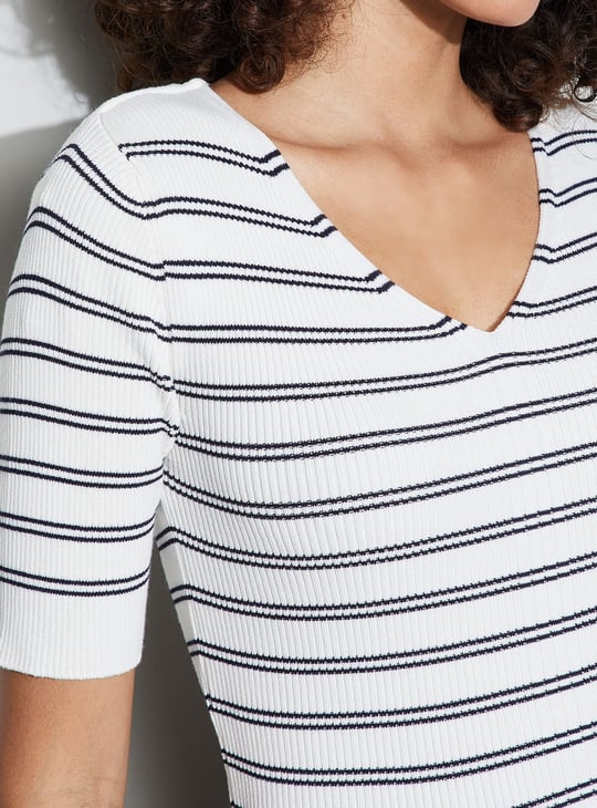 CODE CLASSIC Striped Knit Top