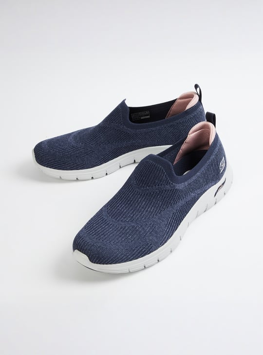 SKECHERS Arch-Fit Vista Inspiration Mesh Knit Slip-On Sports Shoes