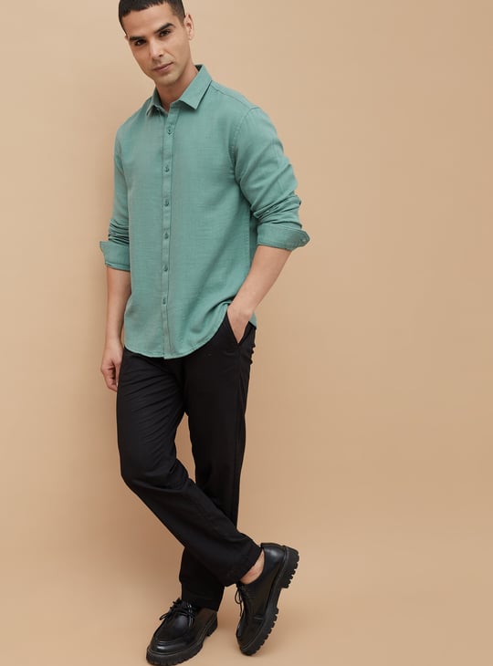 CODE UNWIND Textured Regular Fit Shirt