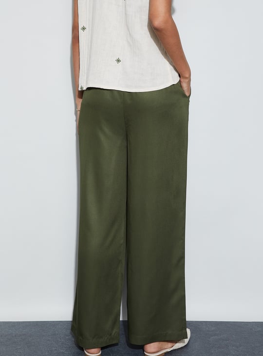 FAME FOREVER Drawstring Mid-Rise Trousers