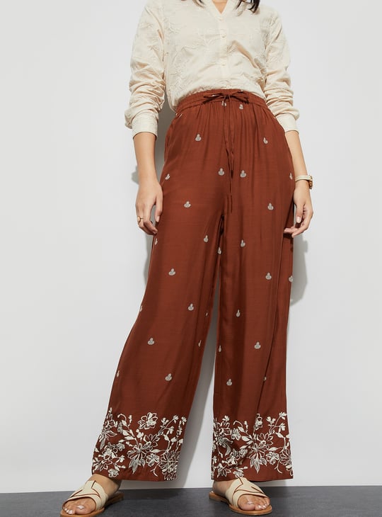 FAME FOREVER Floral Print Trousers