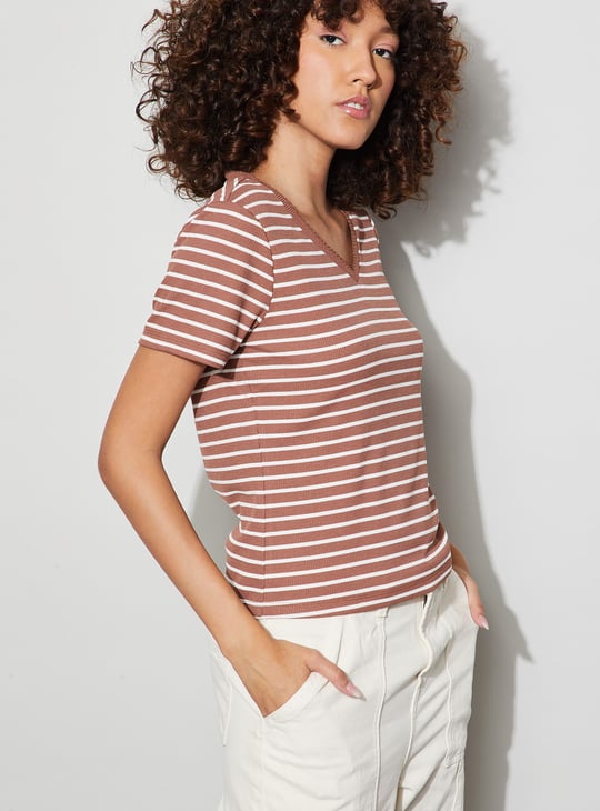 FAME FOREVER Striped Knit T-shirt