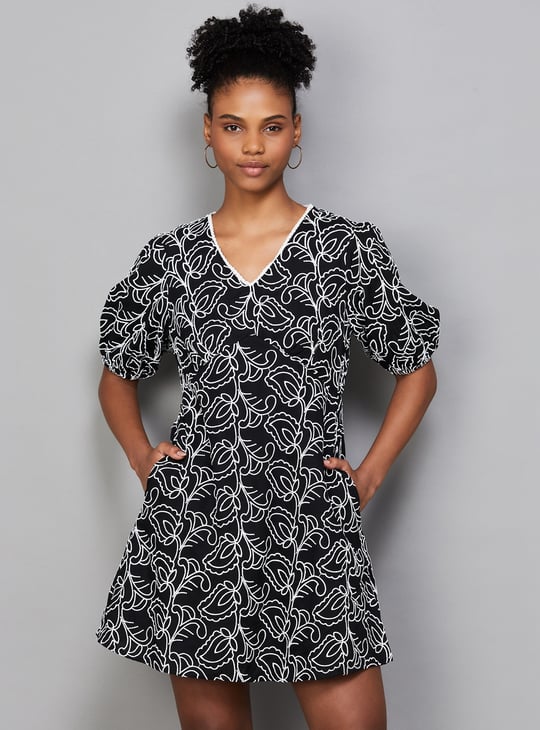 floral embroidered skater dress White 3D Floral Embroidered Skater Dress | Womens | Medium (Available in XS, S, L, XL) | 100% Polyester