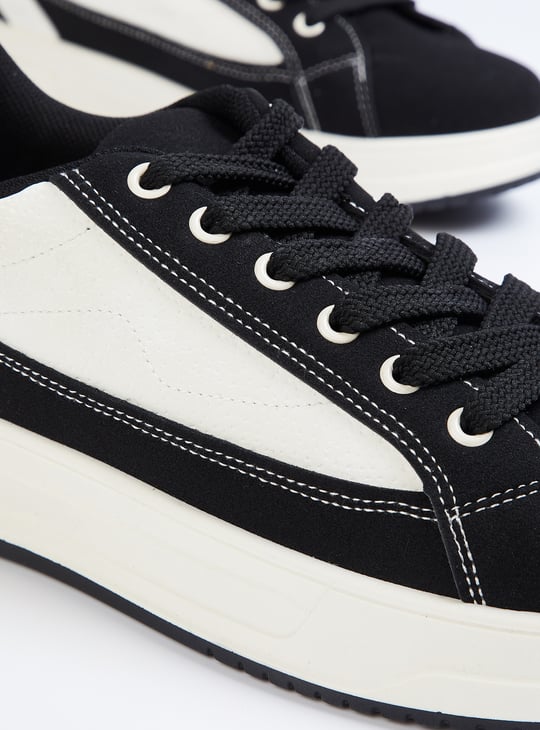 Men Colourblocked Sneakers