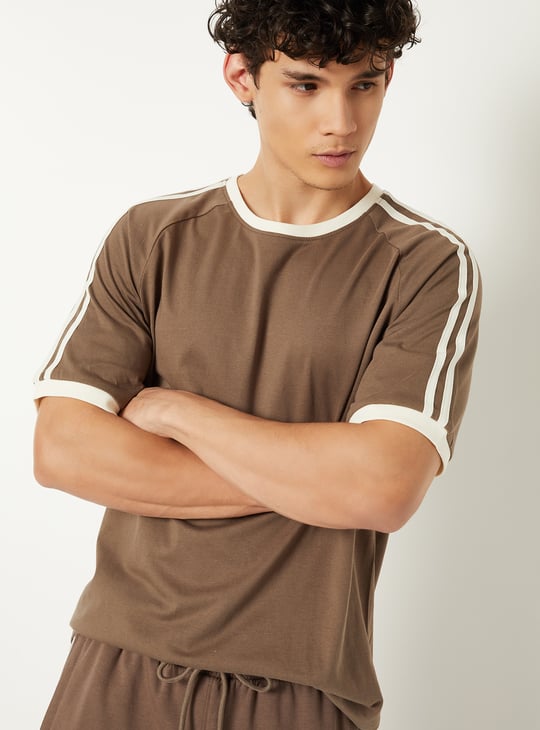 Men Side Taped Sports T-shirt