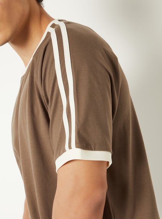 Men Side Taped Sports T-shirt