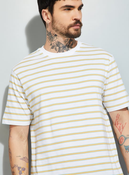 URB_N Men Striped T-shirt