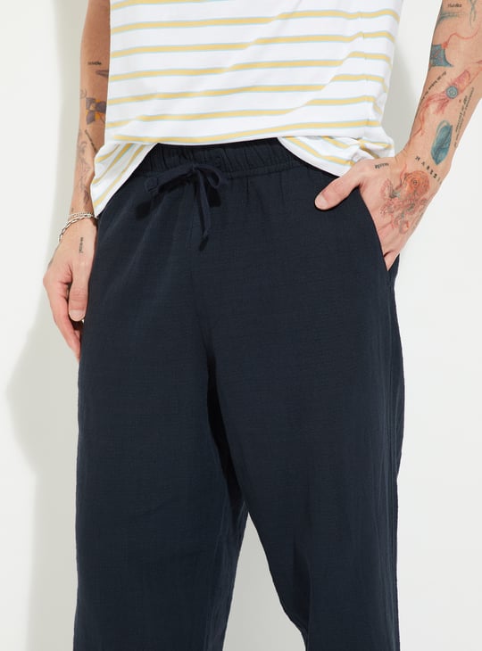 Men Solid Woven Pull-On Pants