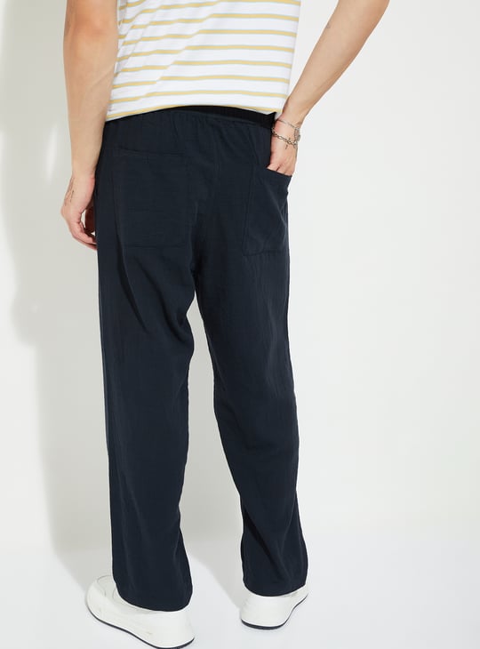 Men Solid Woven Pull-On Pants