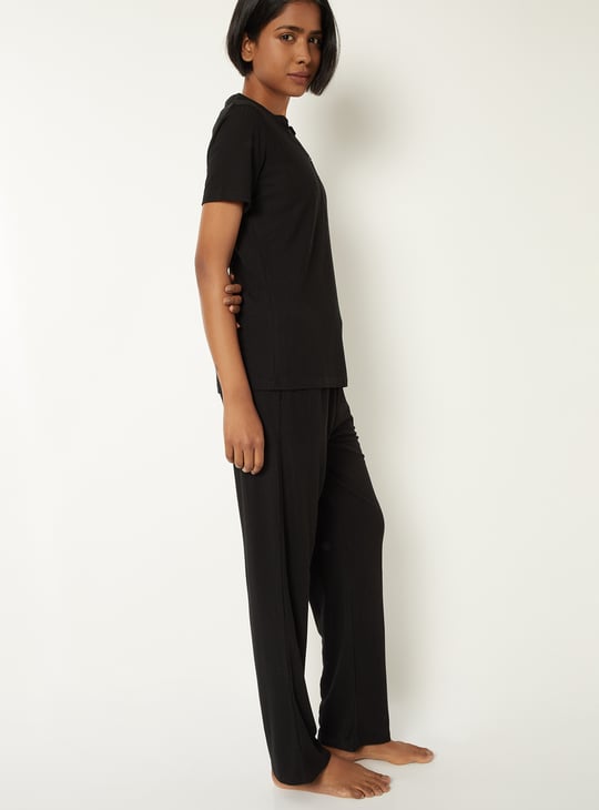 Women Textured PJ Set