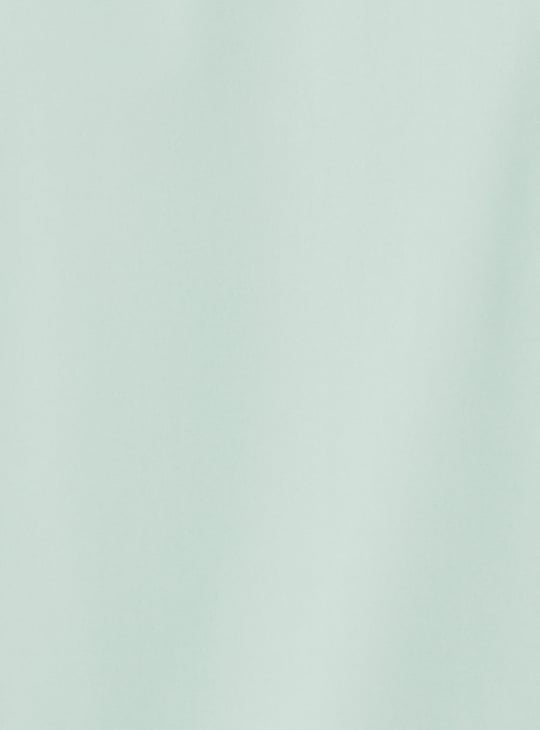 Men Solid Slim Fit Formal Shirt