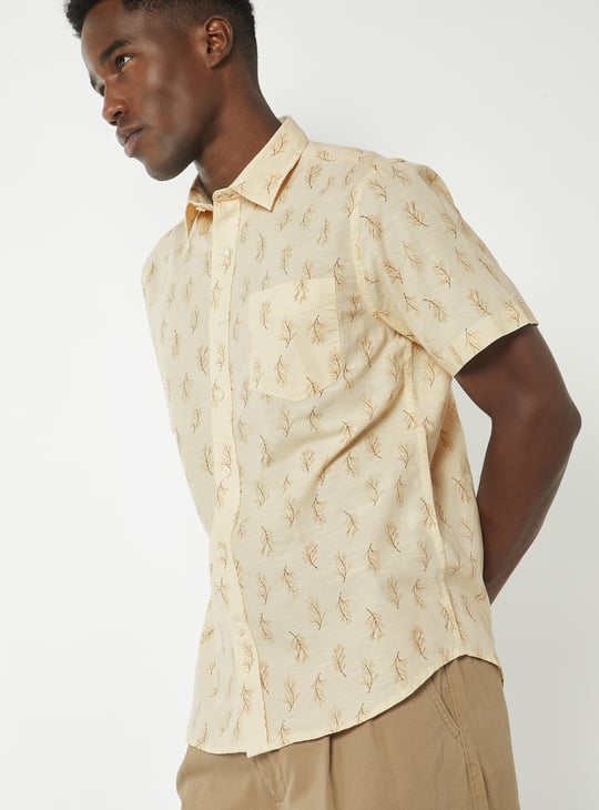 Men Printed Slim Fit Shirt