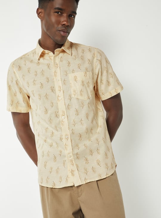 Men Printed Slim Fit Shirt