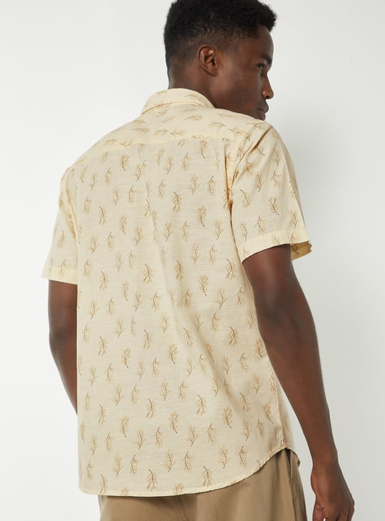 Men Printed Slim Fit Shirt