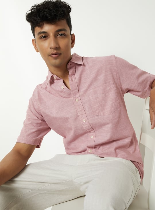 Men Solid Regular Fit Shirt