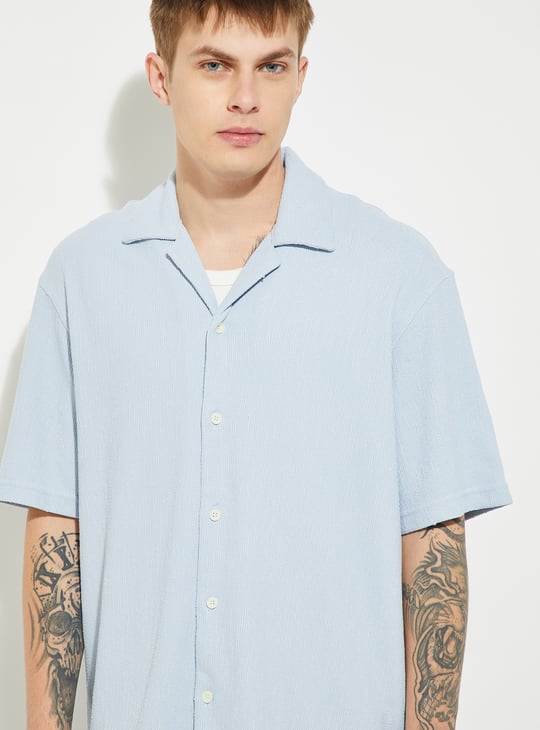 URB_N Men Textured Regular Fit Shirt