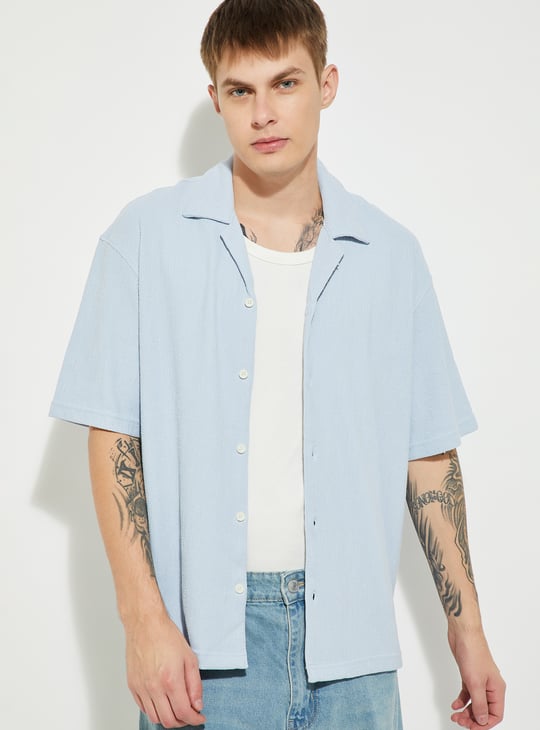 URB_N Men Textured Regular Fit Shirt