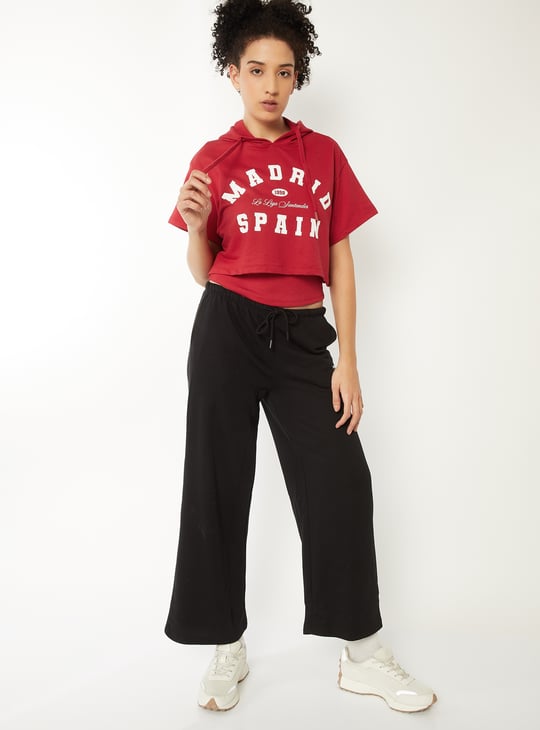 Women Printed Hooded Boxy Fit Sports T-shirt with Camisole