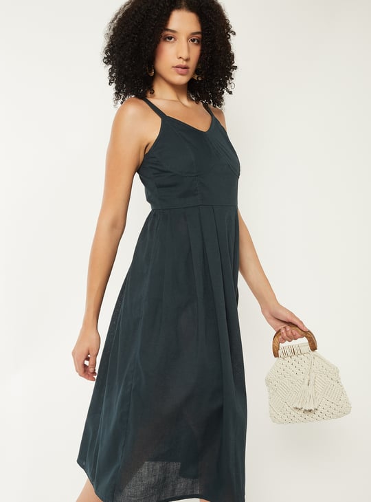 Women Pleated A-line Midi Dress