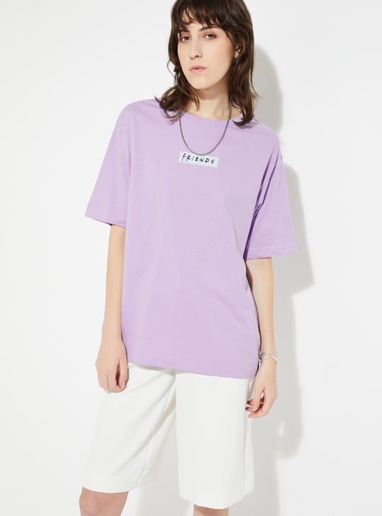 URB_N Women Friends Print Oversized T-shirt