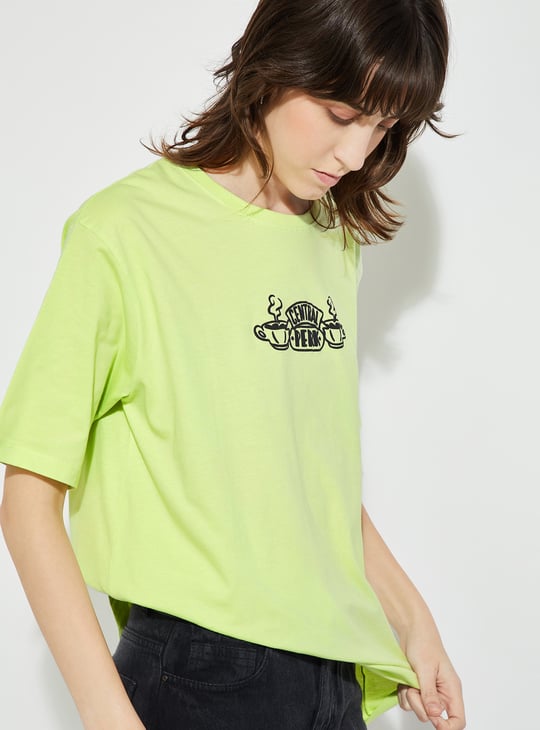 URB_N Women Friends Print Oversized T-shirt