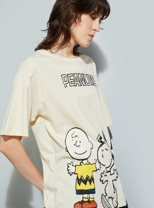 URB_N Women Peanut Snoopy Print Oversized T-shirt