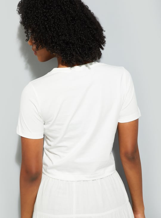 URB_N Women Embroidered T-shirt