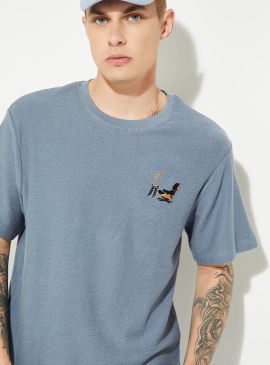URB_N Men Embroidered T-shirt