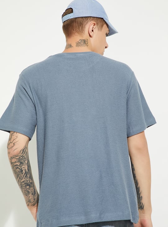 URB_N Men Embroidered T-shirt