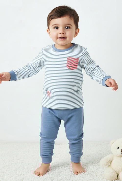 Juniors Striped T-shirt with Joggers Set