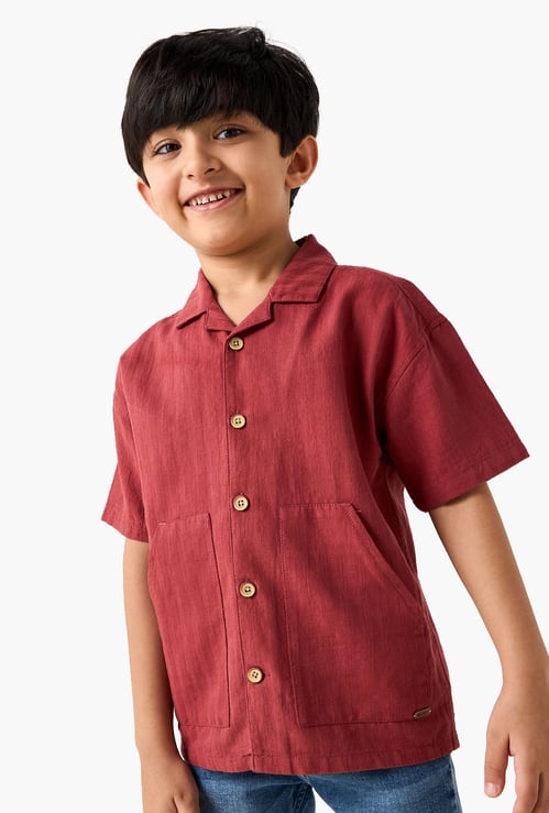 Juniors Textured Camp Collar Shirt with Short Sleeves