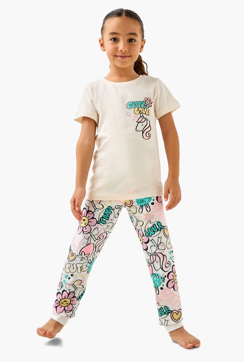 Juniors Printed T-shirt and Pyjama Set