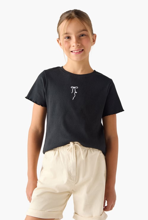 Juniors Ribbed T-shirt with Lettuce Hem
