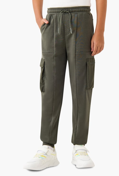 Juniors Solid Cargo Joggers with Drawstring Closure and Pockets