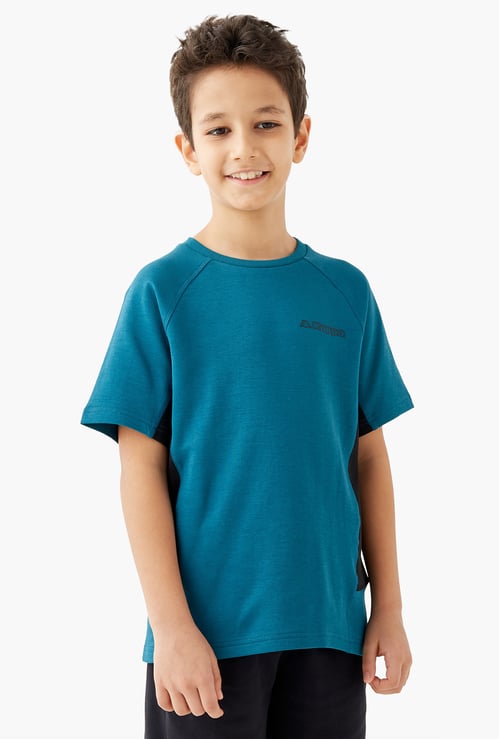 Kappa Colourblocked T-shirt with Raglan Sleeves