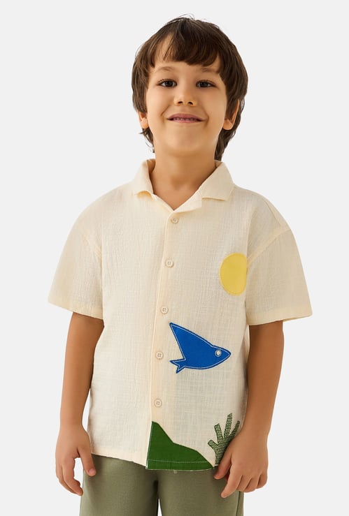Juniors Appliqued Shirt
