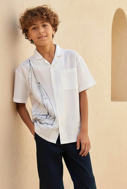 Juniors Sailboat Print Shirt