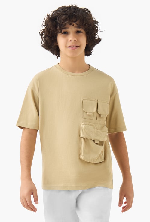 Juniors Solid T-shirt with Pockets
