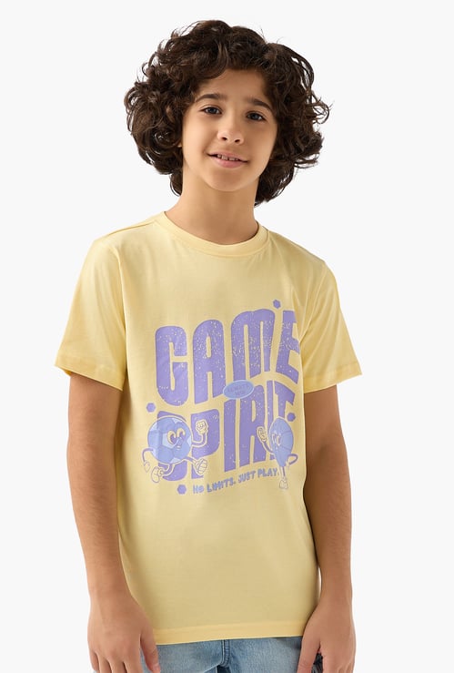 Juniors Graphic Print T-shirt