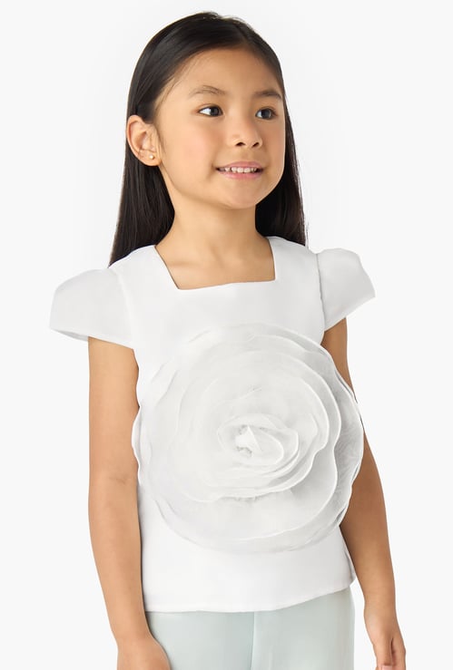 Juniors Floral Applique Top