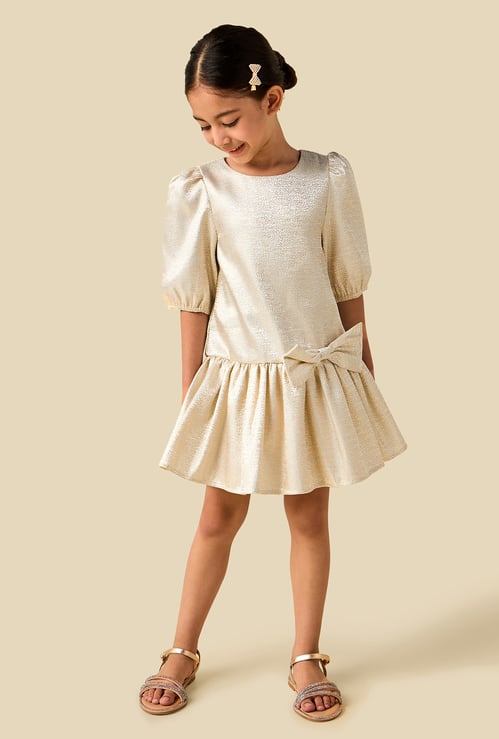 Juniors Textured Drop Waist Dress with Bow Applique