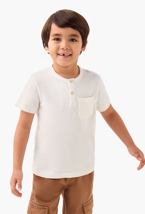 Juniors Textured T-shirt