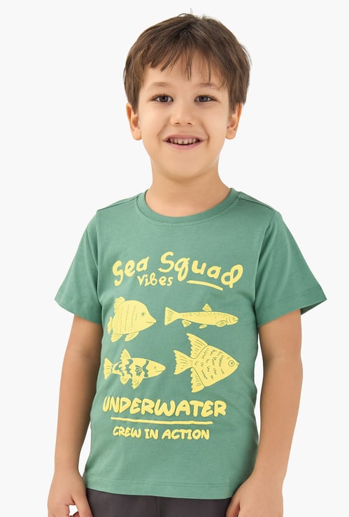 Juniors Graphic Print T-shirt