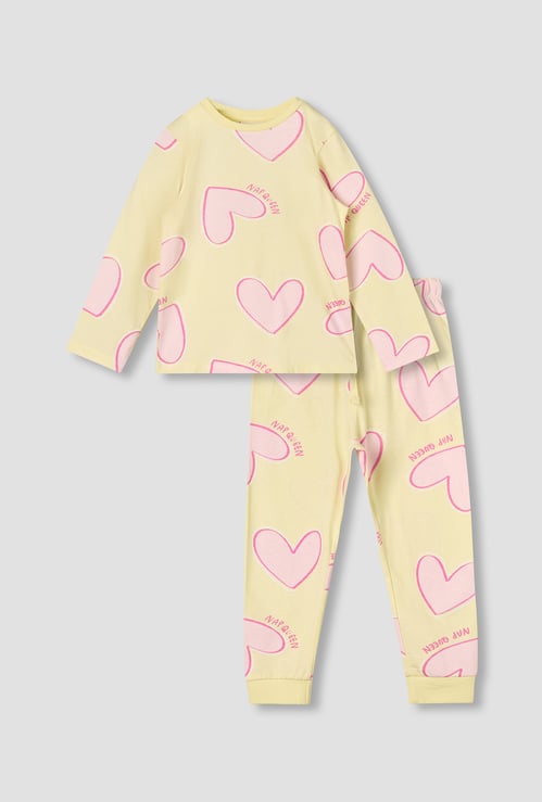 Juniors Heart Print T-shirt and Pyjama Set