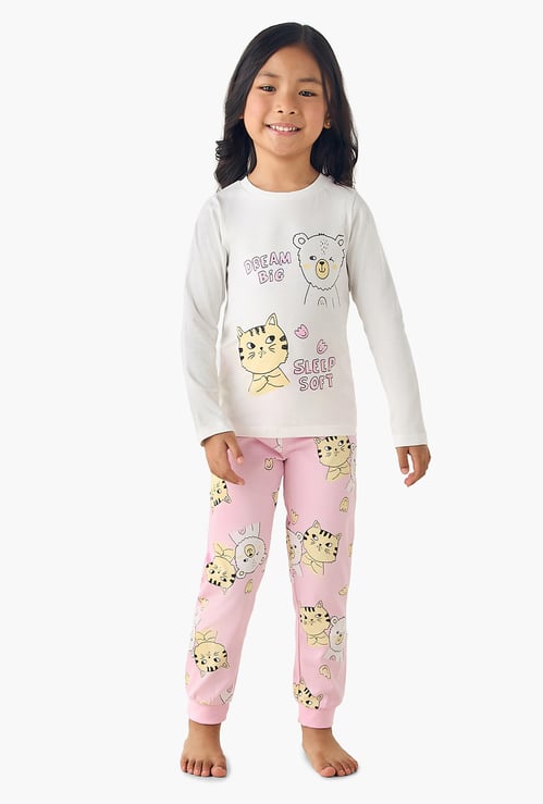 Juniors Graphic Print T-shirt And Joggers Set